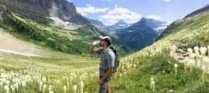 Read more about the article 10 Essential Hiking Tips for Beginners